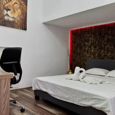 The View Apartment *